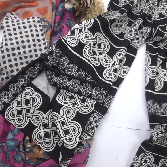 DVF Diane Von Furstenberg Black and Cream Patterned Poly Travel Dress Sz 12 - Picture 3 of 14